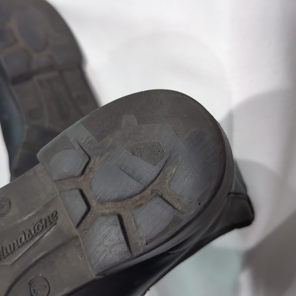 Blundstone Chelsea Boots - Picture 7 of 9
